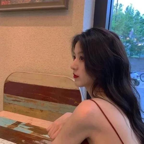 哈莉·奎茵第一季